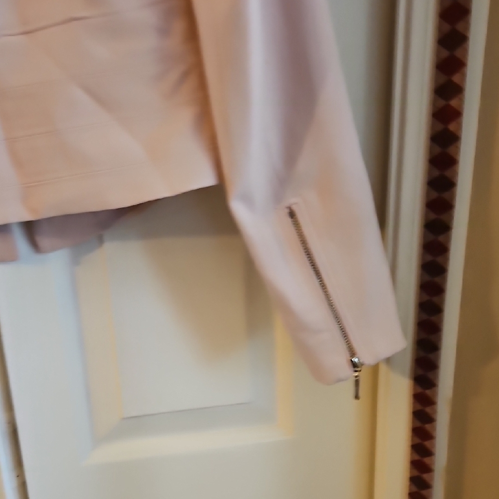 White House Black Market Light Pink Blazer - Picture 5 of 7